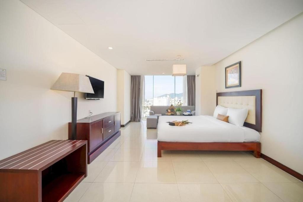 Gemma Hotel & Apartment Near Dragon Bridge Дананг Экстерьер фото